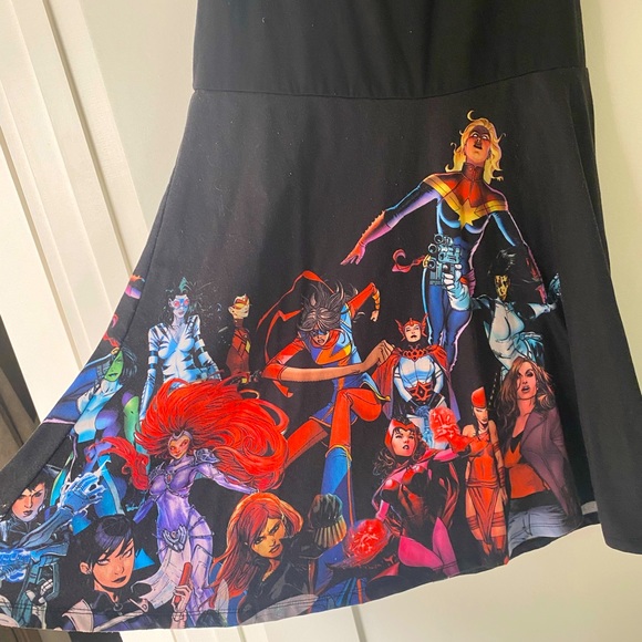 *RARE* Marvel by Her Universe dress - Picture 2 of 5